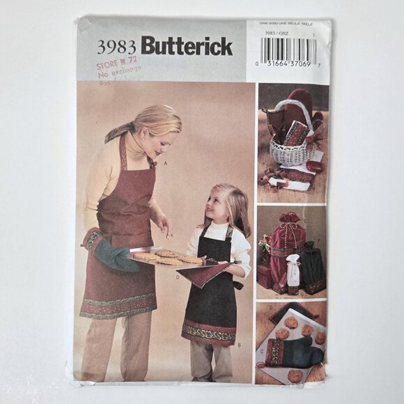 🎄 Butterick 3983 UNCUT Hostess Accessories Sewing Pattern | Adult & Child - Picture 1 of 7